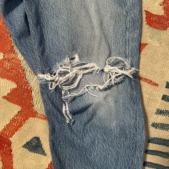 Re/Done Vintage Levi’s 501 destroyed knee raw hem jeans classic wash holes raw - Picture 17 of 17